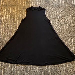 Cute black flowyy dress